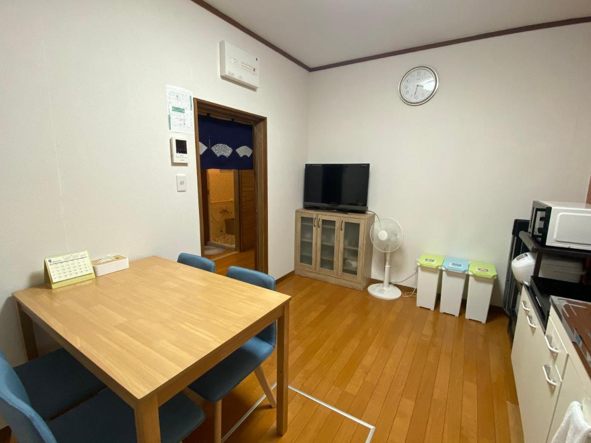 ホテル Kix House Waraku III 和楽三号館 泉佐野市 エクステリア 写真