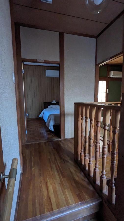 ホテル Kix House Waraku III 和楽三号館 泉佐野市 エクステリア 写真