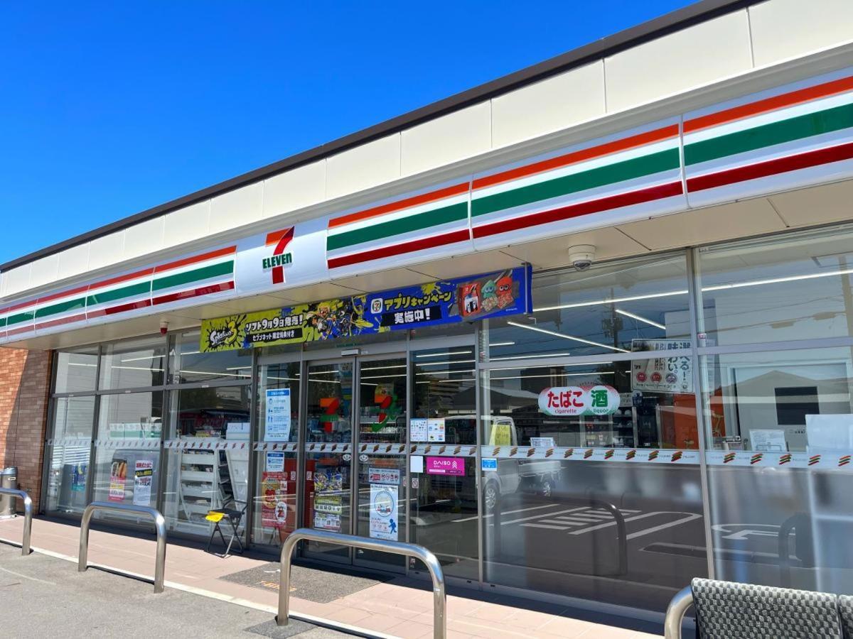 ホテル Kix House Waraku III 和楽三号館 泉佐野市 エクステリア 写真