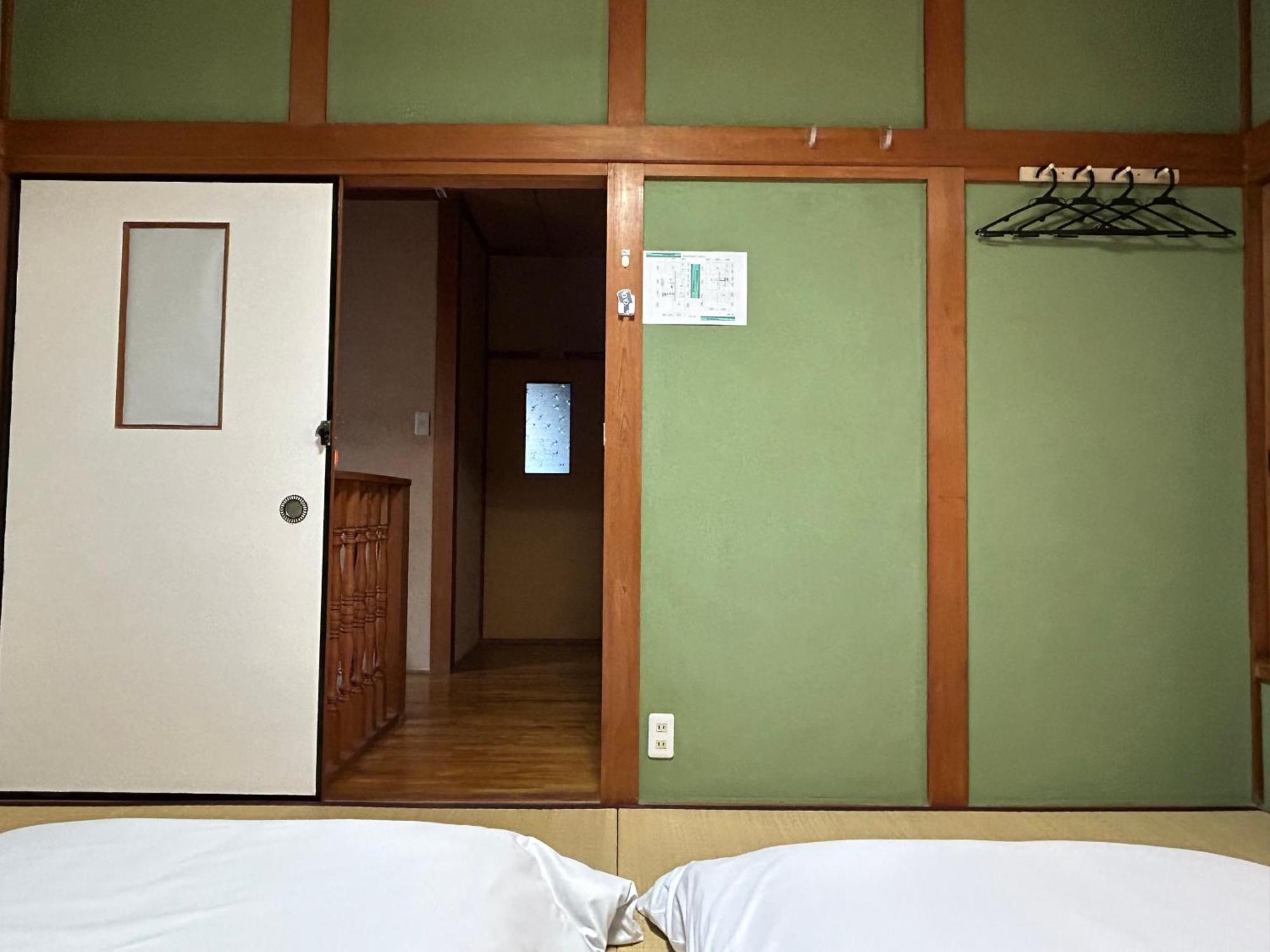 ホテル Kix House Waraku III 和楽三号館 泉佐野市 エクステリア 写真