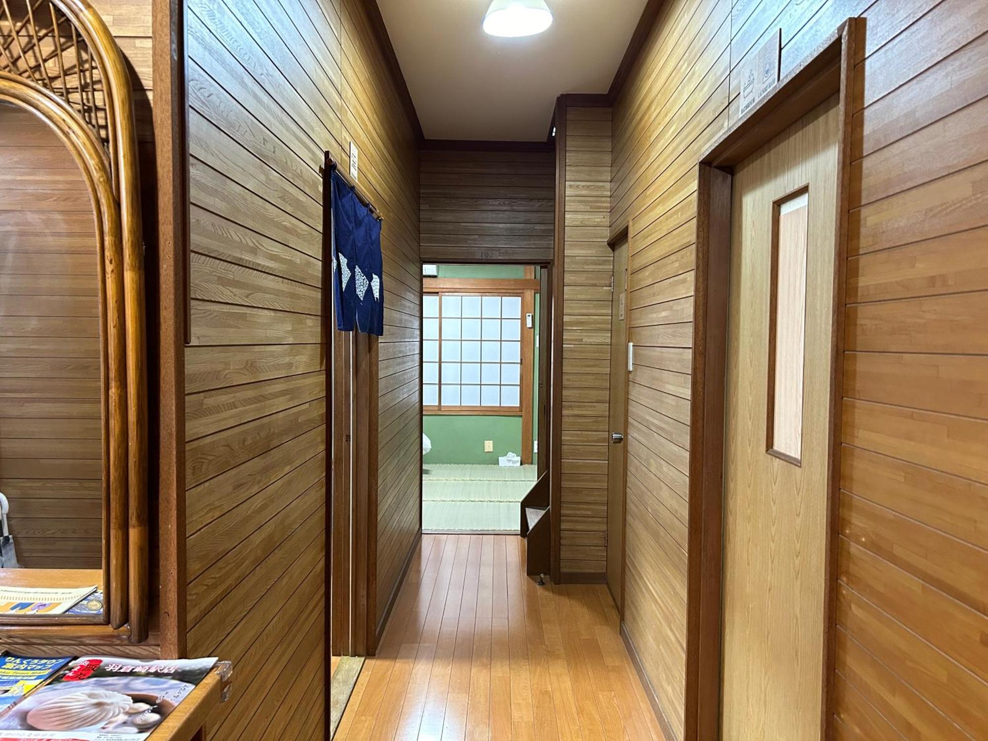 ホテル Kix House Waraku III 和楽三号館 泉佐野市 エクステリア 写真